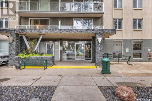 906 320 5Th Avenue N, Saskatoon, SK - Outdoor With Balcony With Facade