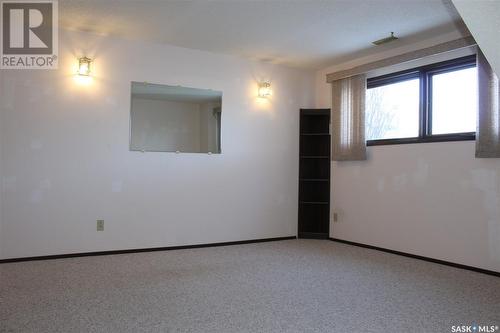 665 9Th Street W, Shaunavon, SK - Indoor Photo Showing Other Room