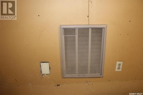 665 9Th Street W, Shaunavon, SK - Indoor Photo Showing Other Room