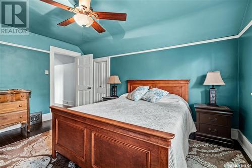 2064 Princess Street, Regina, SK - Indoor Photo Showing Bedroom