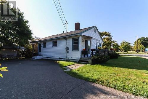 32 Hillcrest Drive, Saint John, NB - Outdoor