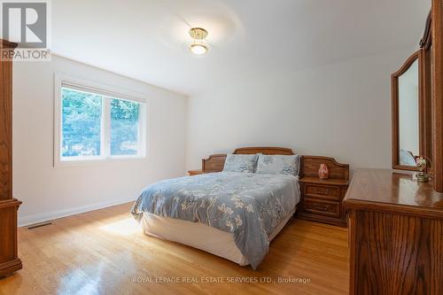 173 Betty Ann Drive, Toronto, ON - Indoor Photo Showing Bedroom