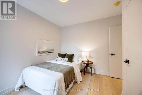 437 Manning Avenue, Toronto, ON - Indoor Photo Showing Bedroom