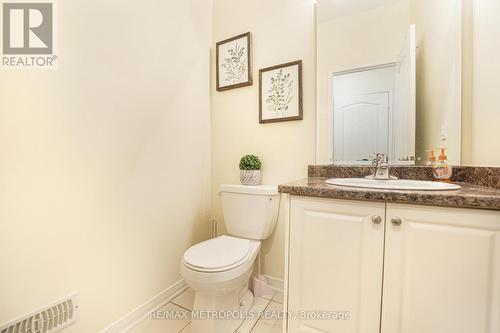 16 Yellowknife Road, Brampton, ON - Indoor Photo Showing Bathroom