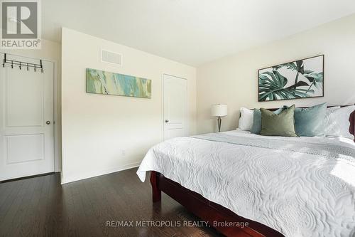 16 Yellowknife Road, Brampton, ON - Indoor Photo Showing Bedroom