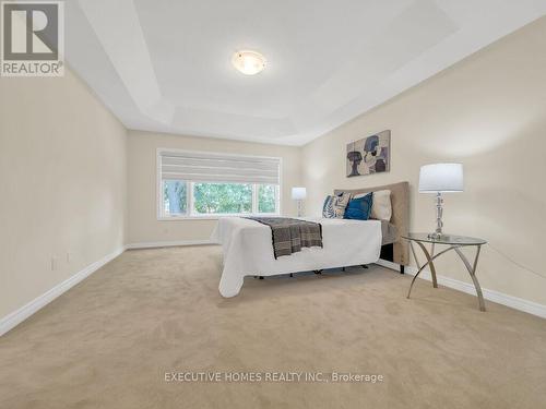 90 Broadacre Drive, Kitchener, ON - Indoor Photo Showing Bedroom