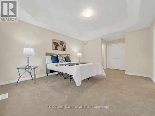 90 Broadacre Drive, Kitchener, ON - Indoor Photo Showing Bedroom