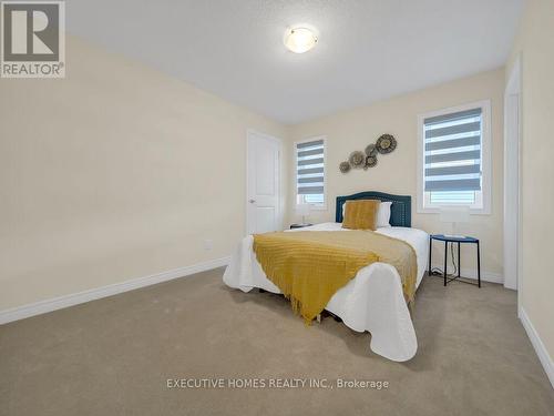 90 Broadacre Drive, Kitchener, ON - Indoor Photo Showing Bedroom