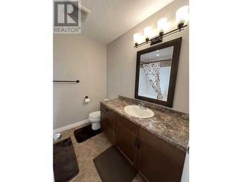 5617 Birch Drive, Fort Nelson, BC - Indoor Photo Showing Bathroom