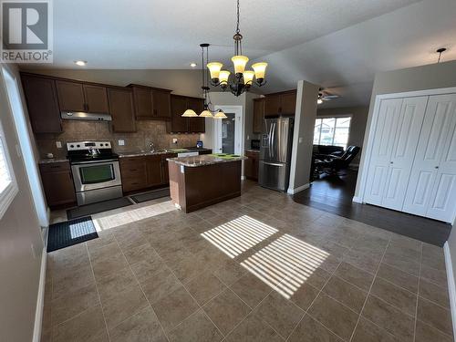 5617 Birch Drive, Fort Nelson, BC - Indoor Photo Showing Kitchen