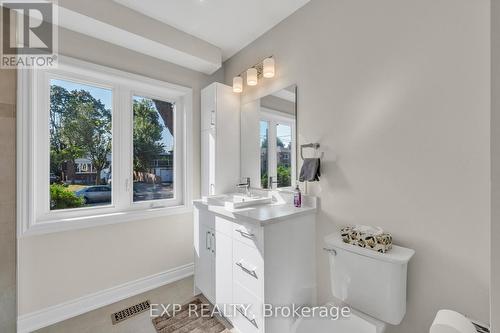 38 Macdonald Street, Toronto, ON - Indoor Photo Showing Bathroom