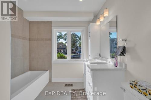 38 Macdonald Street, Toronto, ON - Indoor Photo Showing Bathroom