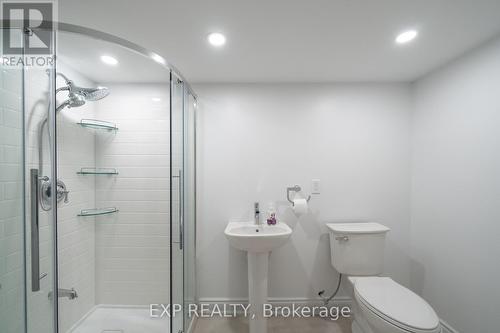 38 Macdonald Street, Toronto, ON - Indoor Photo Showing Bathroom