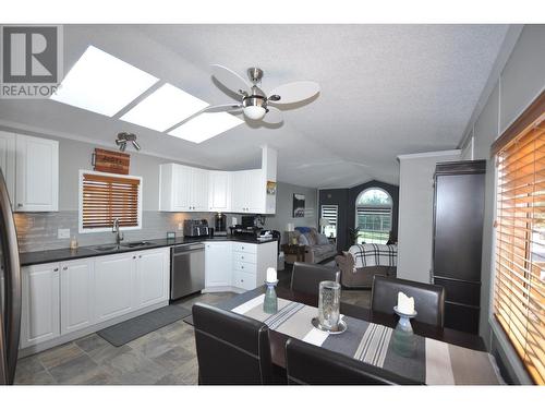 38 1322 Dog Creek Road, Williams Lake, BC - Indoor Photo Showing Kitchen