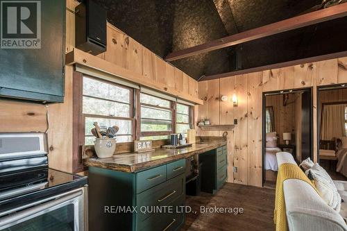 142 Outlet Road, Prince Edward County (Athol), ON - Indoor Photo Showing Kitchen