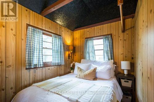 142 Outlet Road, Prince Edward County (Athol), ON - Indoor Photo Showing Bedroom