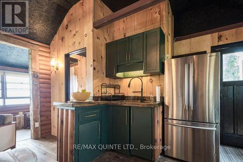 142 Outlet Road, Prince Edward County (Athol), ON - Indoor Photo Showing Kitchen