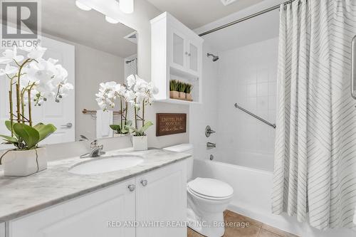 206 - 2379 Central Park Drive, Oakville, ON - Indoor Photo Showing Bathroom