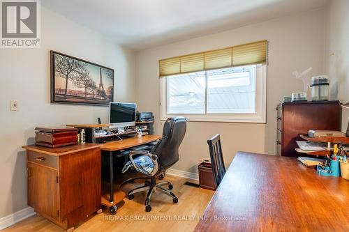 2434 Eileen Drive, Burlington, ON - Indoor Photo Showing Office