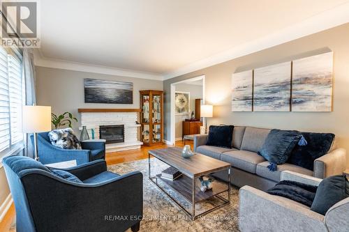 2434 Eileen Drive, Burlington, ON - Indoor Photo Showing Living Room With Fireplace