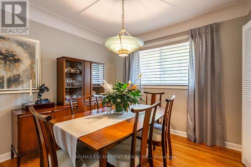 2434 Eileen Drive, Burlington, ON - Indoor Photo Showing Dining Room