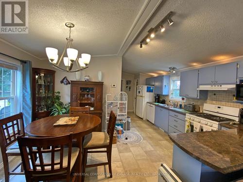 16 Grace Court, Bayham (Port Burwell), ON - Indoor Photo Showing Dining Room