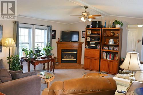 16 Grace Court, Bayham (Port Burwell), ON - Indoor Photo Showing Living Room With Fireplace