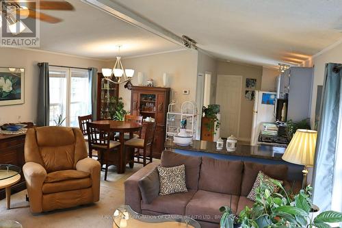 16 Grace Court, Bayham (Port Burwell), ON - Indoor Photo Showing Living Room