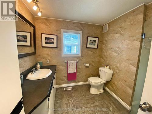 16 Grace Court, Bayham (Port Burwell), ON - Indoor Photo Showing Bathroom