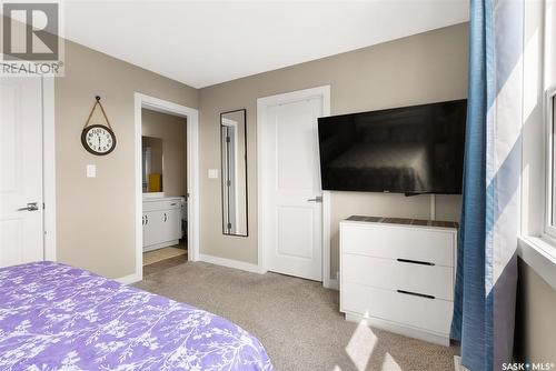 4073 Delhaye Way, Regina, SK - Indoor Photo Showing Bedroom