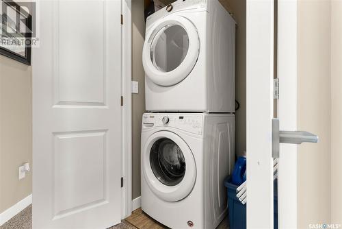 4073 Delhaye Way, Regina, SK - Indoor Photo Showing Laundry Room