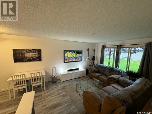 56 5565 Blake Crescent, Regina, SK - Indoor Photo Showing Living Room