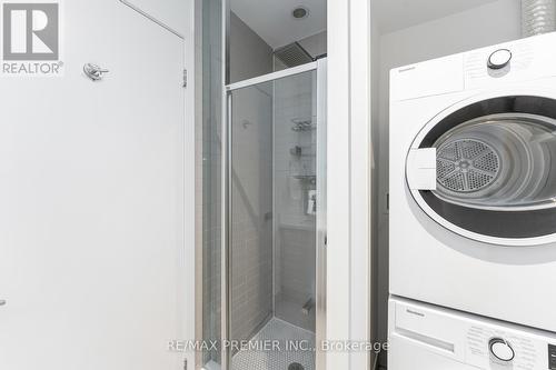 2109 - 2908 Highway 7 Road, Vaughan, ON - Indoor Photo Showing Laundry Room