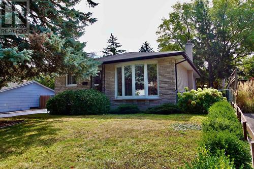 62 Rhonda Road, Guelph, ON - Outdoor