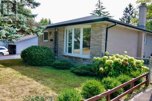 62 Rhonda Road, Guelph, ON - Outdoor