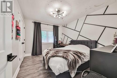 2204 Shardawn Mews, Mississauga (Erindale), ON - Indoor Photo Showing Bedroom