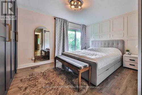 2204 Shardawn Mews, Mississauga (Erindale), ON - Indoor Photo Showing Bedroom