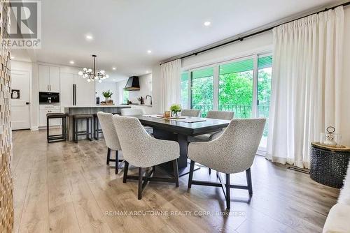 2204 Shardawn Mews, Mississauga, ON - Indoor Photo Showing Dining Room