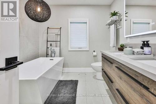 2204 Shardawn Mews, Mississauga (Erindale), ON - Indoor Photo Showing Bathroom