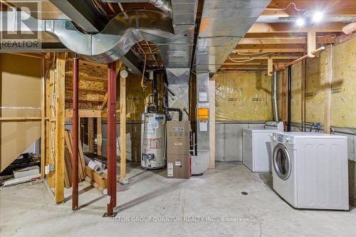 1120 Kimball Crescent, London, ON - Indoor Photo Showing Laundry Room