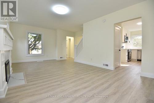 26 Highcliffe Avenue, Hamilton, ON - Indoor Photo Showing Other Room