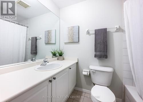 101 - 245 Queen Street W, Centre Wellington, ON - Indoor Photo Showing Bathroom