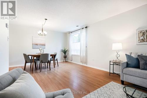 101 - 245 Queen Street W, Centre Wellington, ON - Indoor Photo Showing Living Room