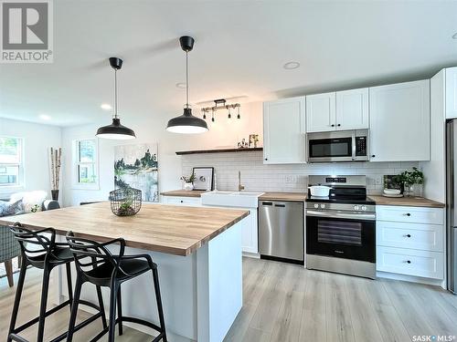 1013 7Th Street E, Saskatoon, SK - Indoor Photo Showing Kitchen