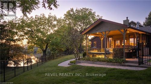 1424 Four Mile Creek Road, Niagara-On-The-Lake, ON - Outdoor With Deck Patio Veranda