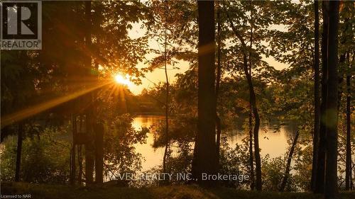 1424 Four Mile Creek Road, Niagara-On-The-Lake, ON -  With View