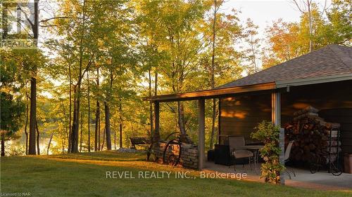 1424 Four Mile Creek Road, Niagara-On-The-Lake, ON - Outdoor