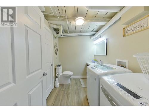 329 5Th  S Avenue, Cranbrook, BC - Indoor Photo Showing Laundry Room