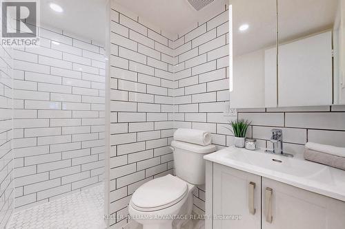 1003 - 1145 Logan Avenue, Toronto (Broadview North), ON - Indoor Photo Showing Bathroom