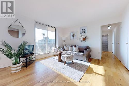 1003 - 1145 Logan Avenue, Toronto (Broadview North), ON - Indoor Photo Showing Living Room